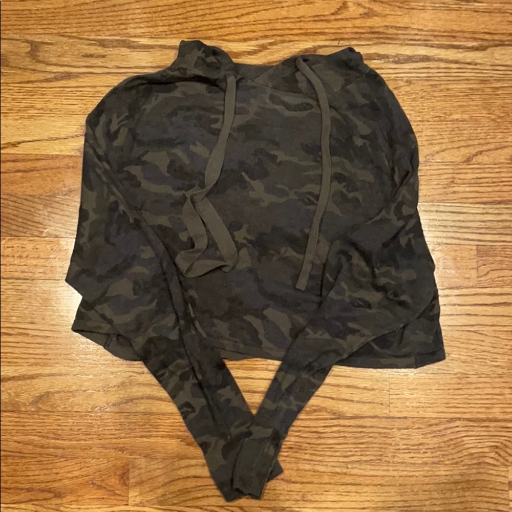 Camo hoodie crop top